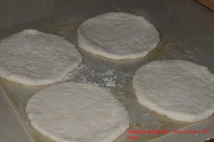 عمل خبز الشاورما السوري (1)